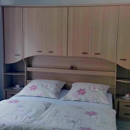 Ferienwohnung Bettina *